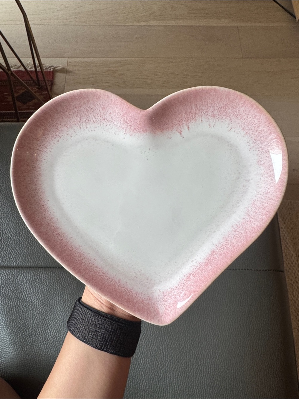 Heart-Shaped Ceramic Plate in Pink and White valentines